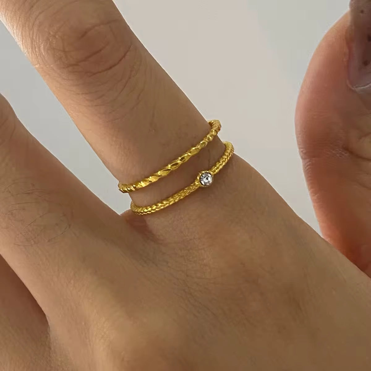 Postino ring