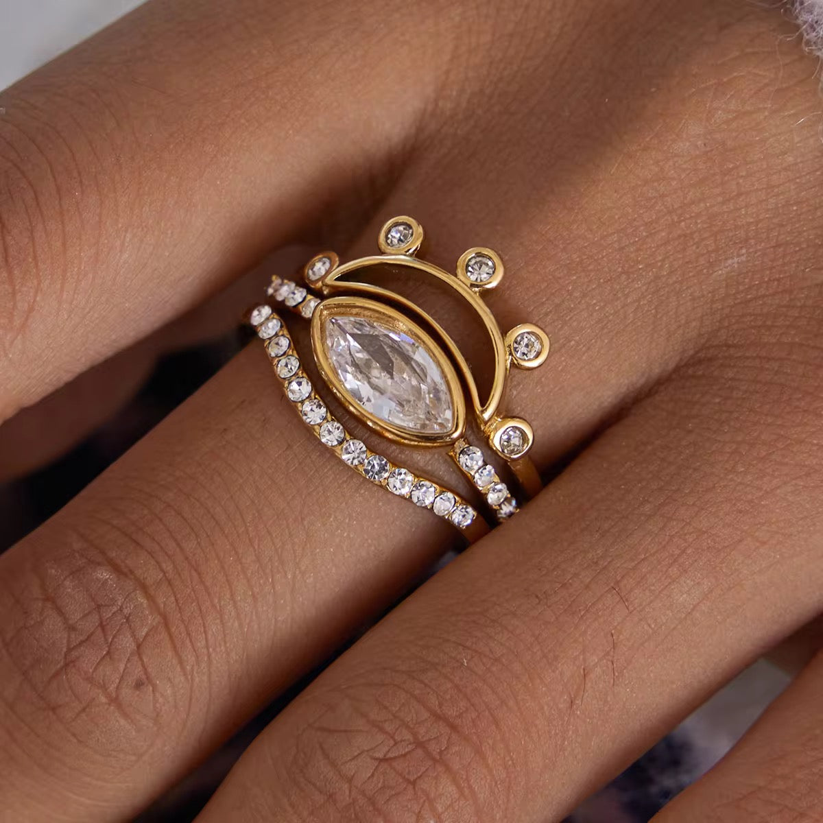 Sunrise ring