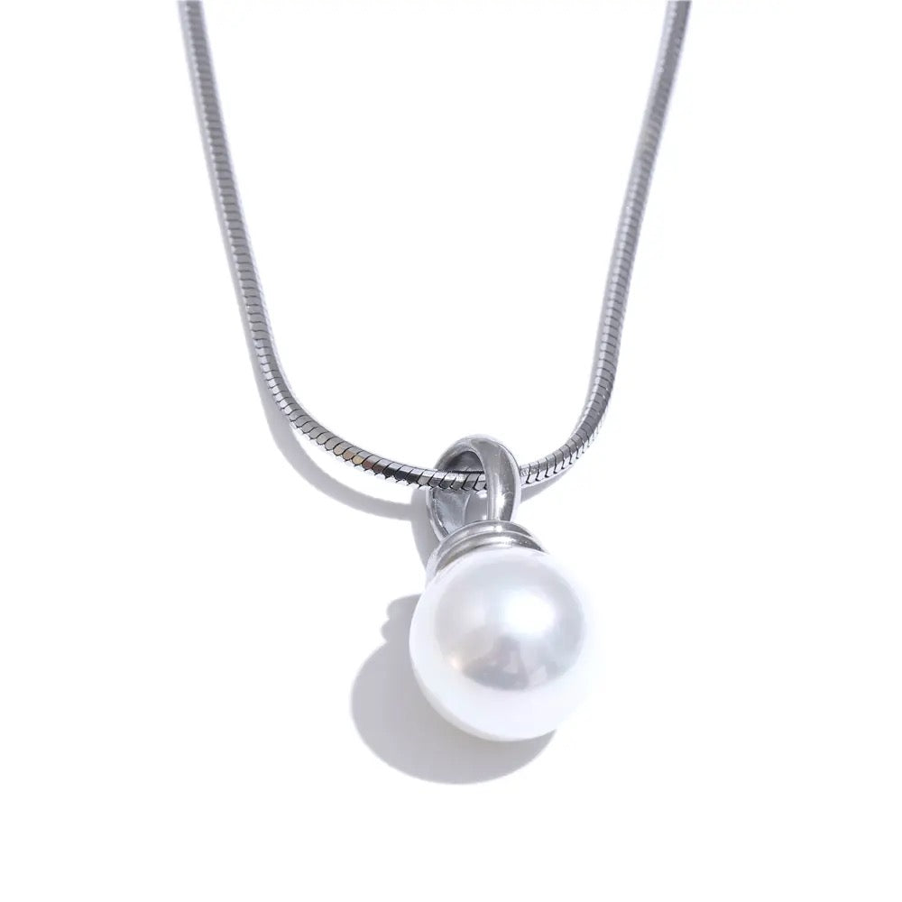 Icon pearl chain