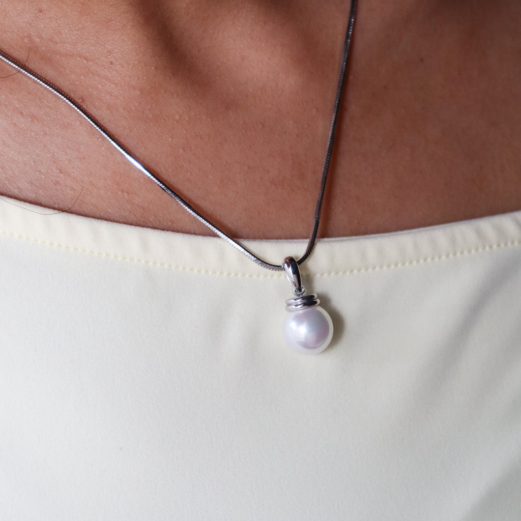 Icon pearl chain