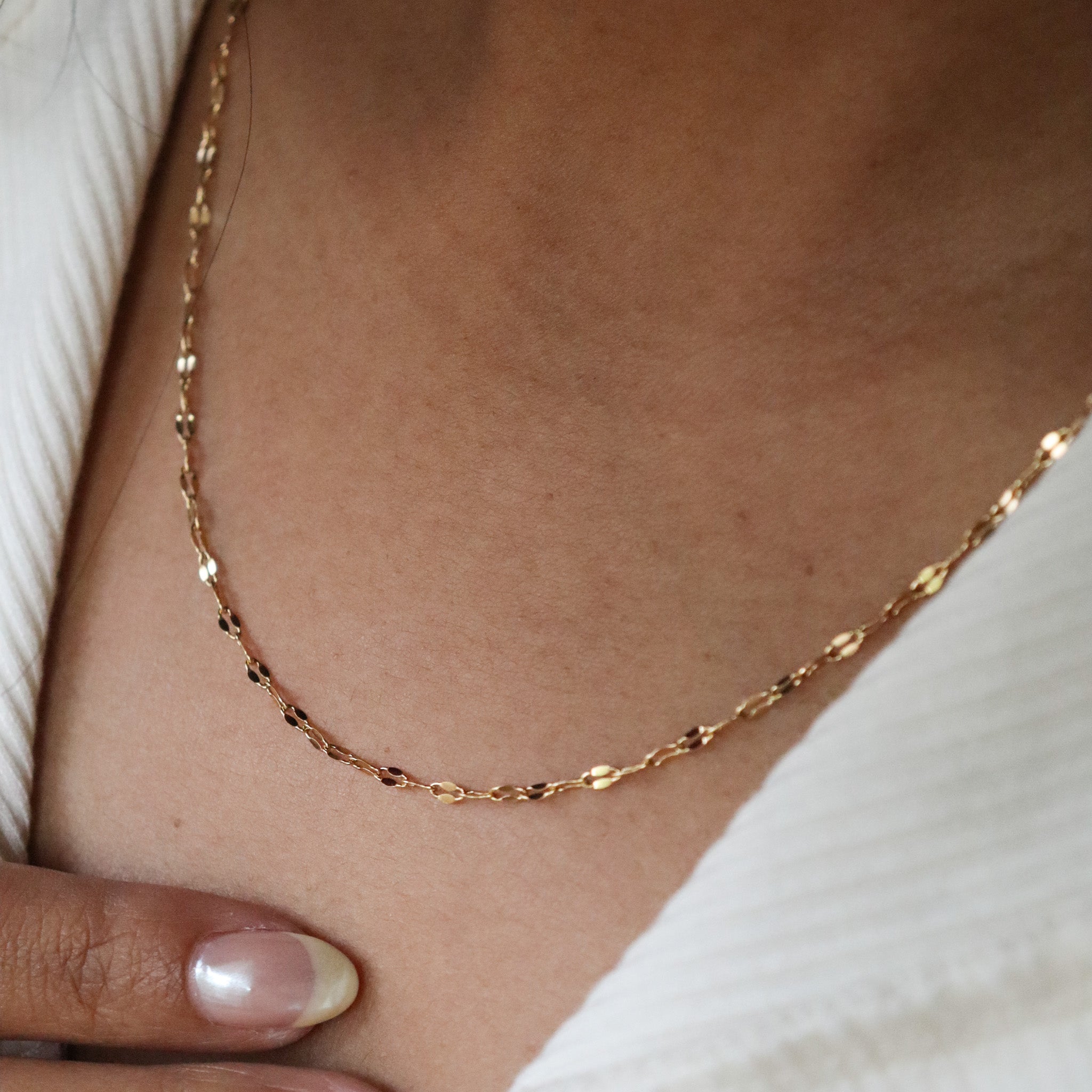 Filler chains (charm chains)