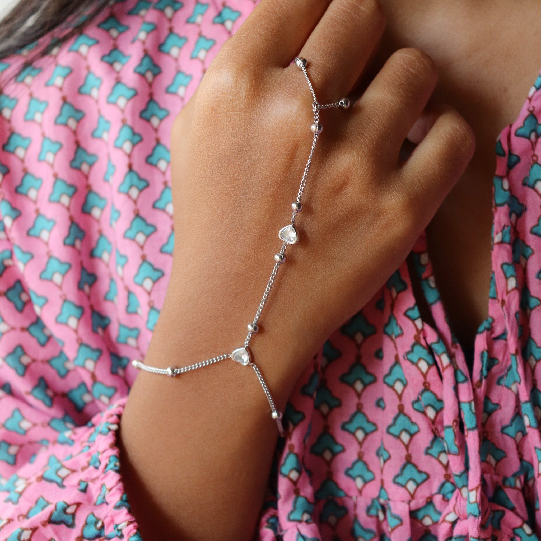 Lover hand chain
