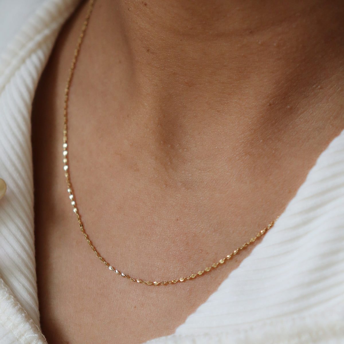 Filler chains (charm chains)
