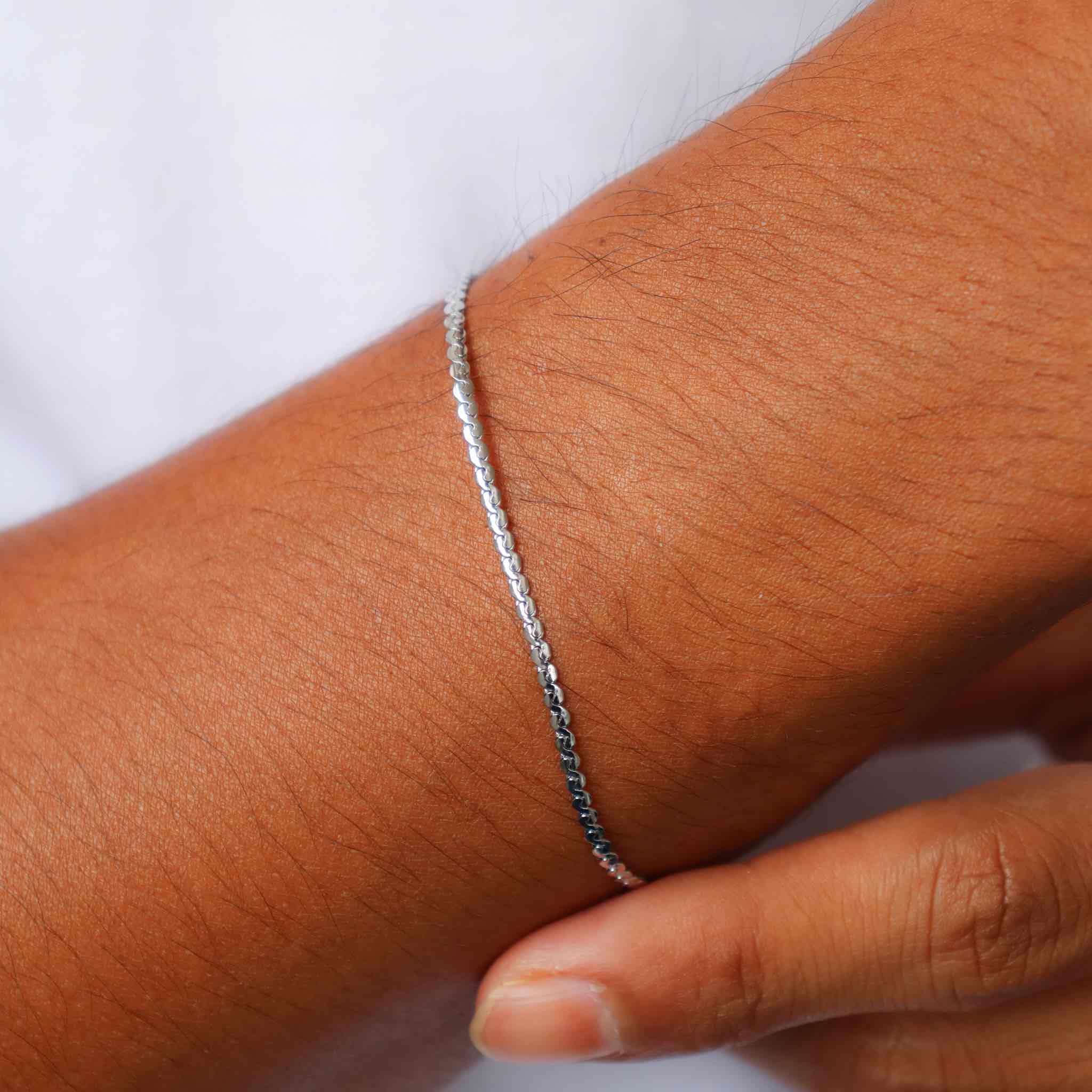 Mini wave bracelet