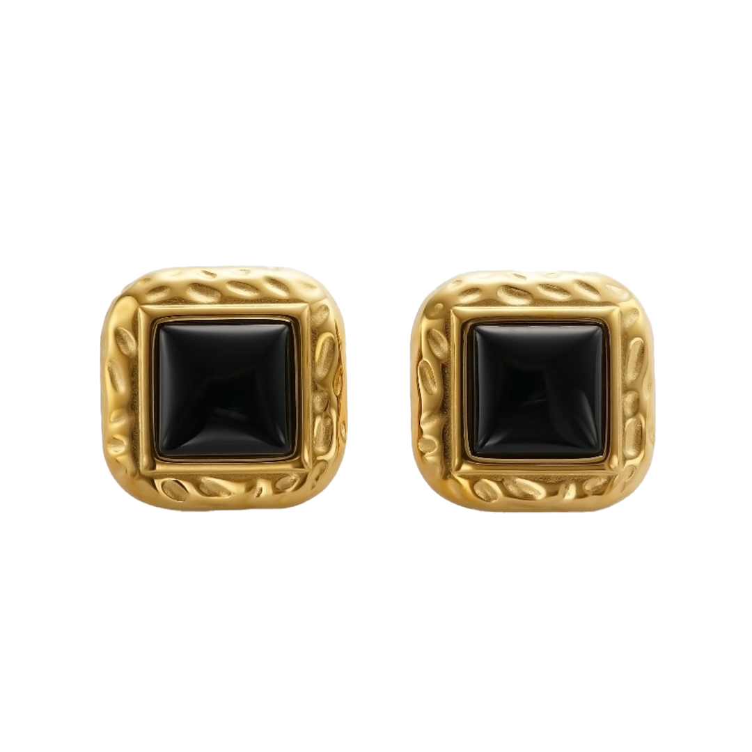 Mona lisa studs