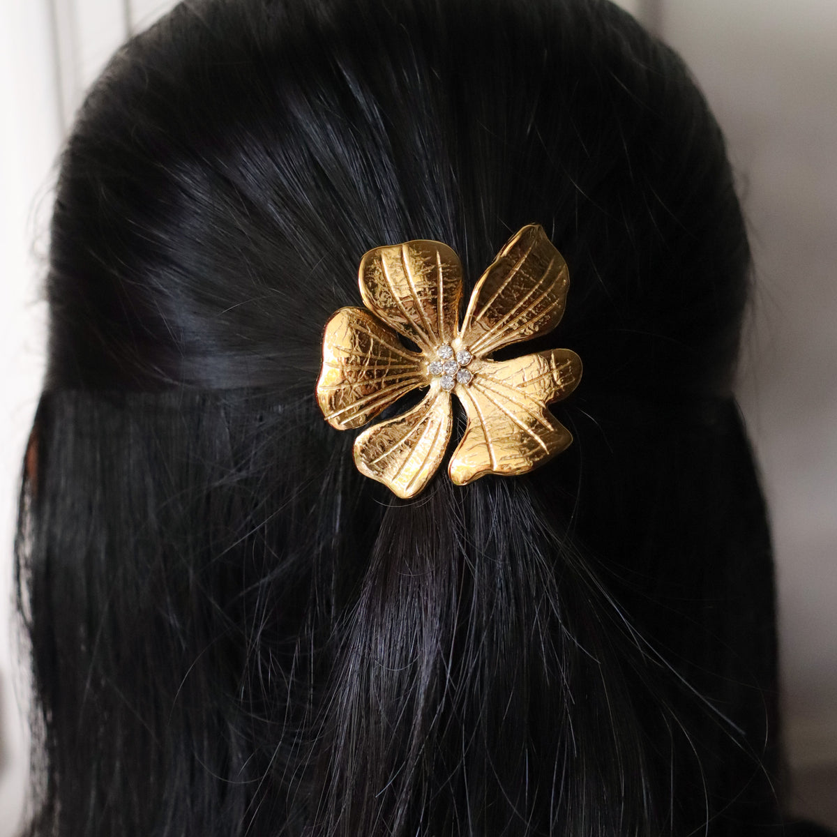 Orchid hair tie