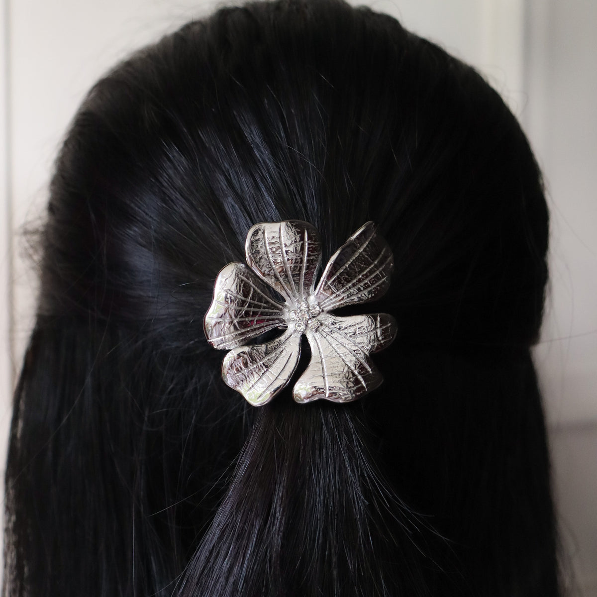 Orchid hair tie