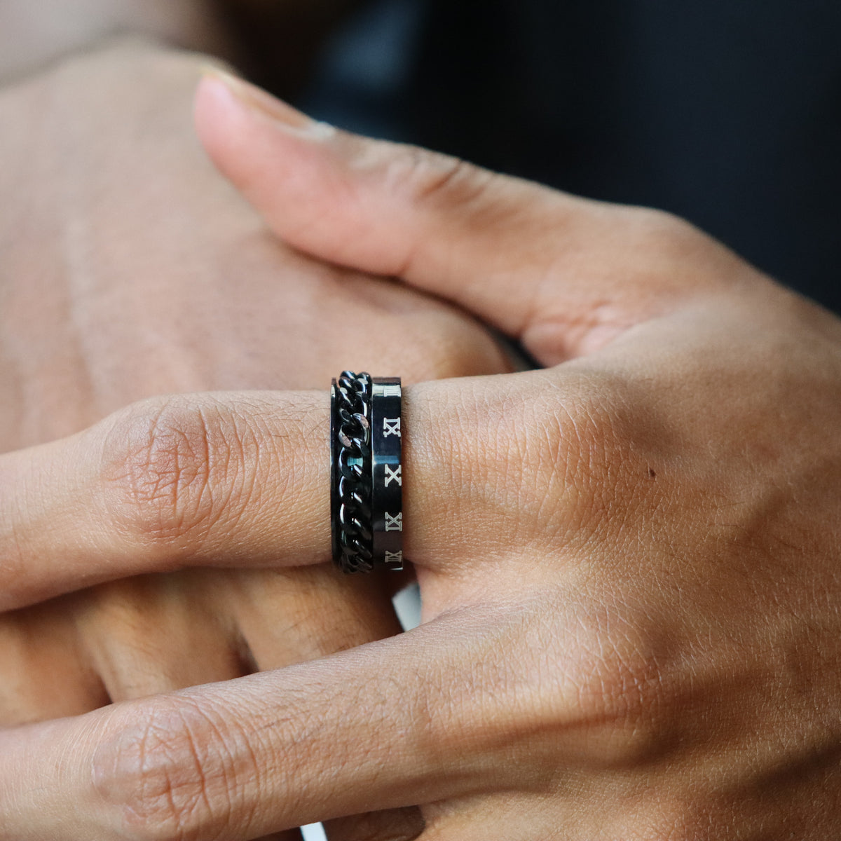 Roman chain ring