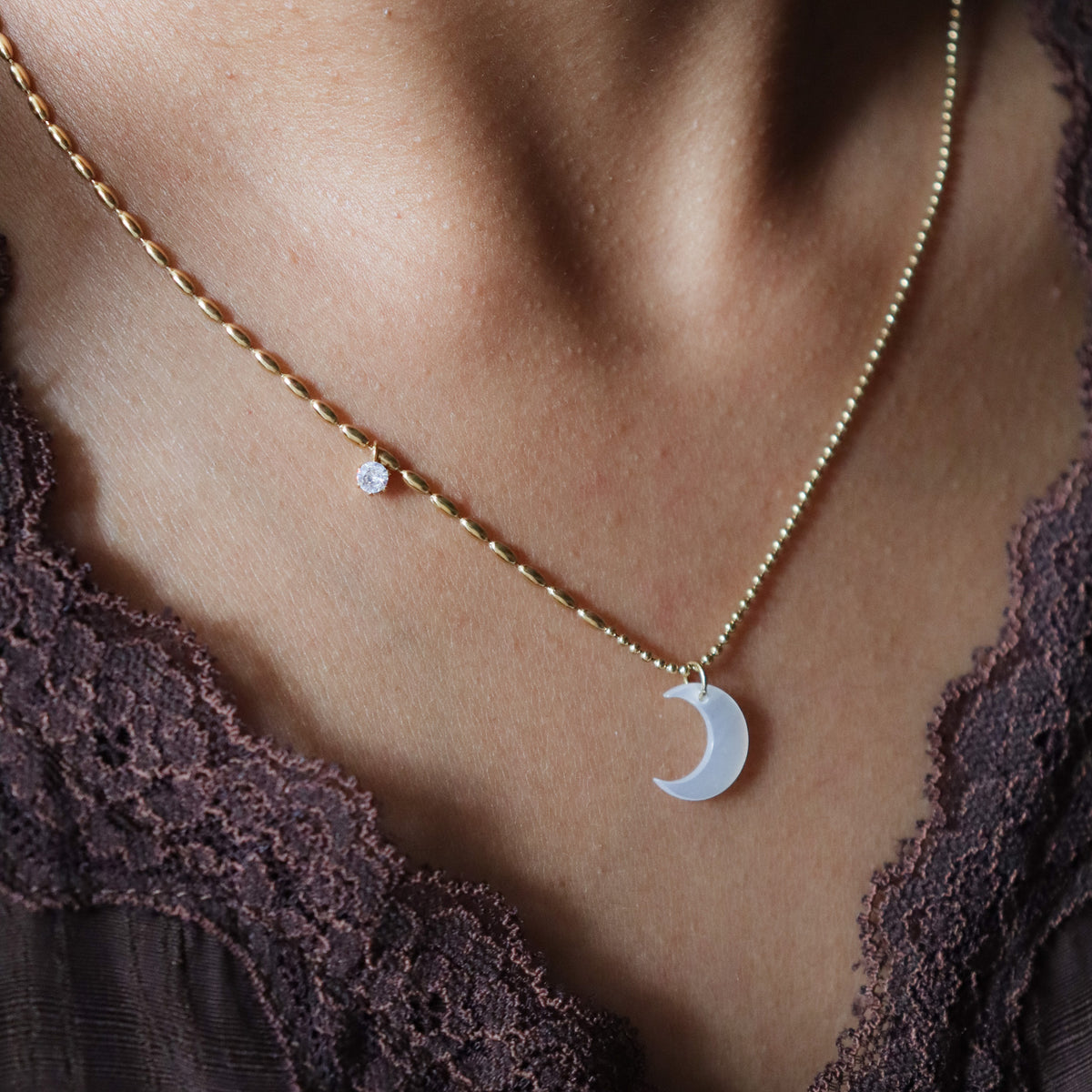 Snow moon chain