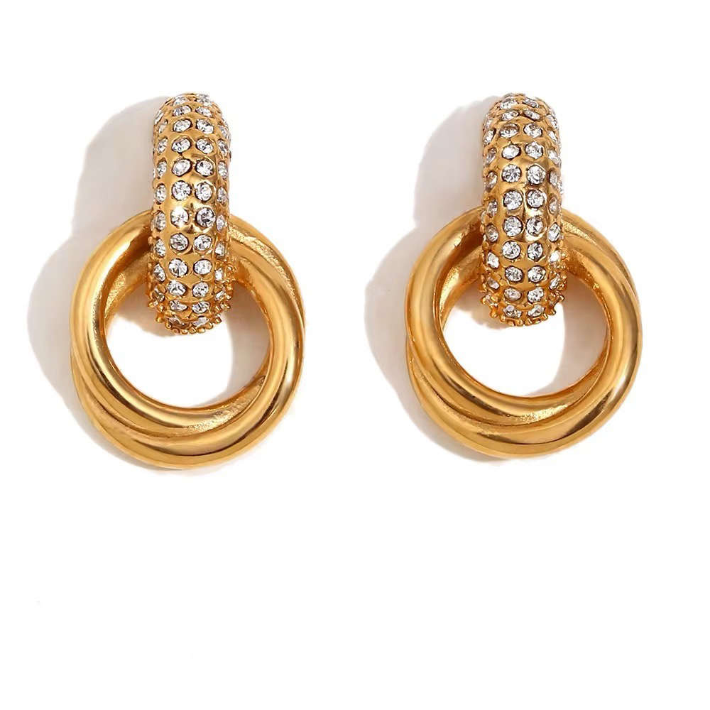 Solistic studs