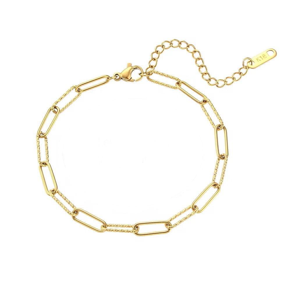 Textured paperclip bracelet