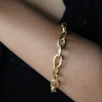 Textured round ring bracelet