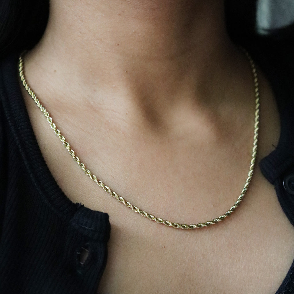 Thin rope chain