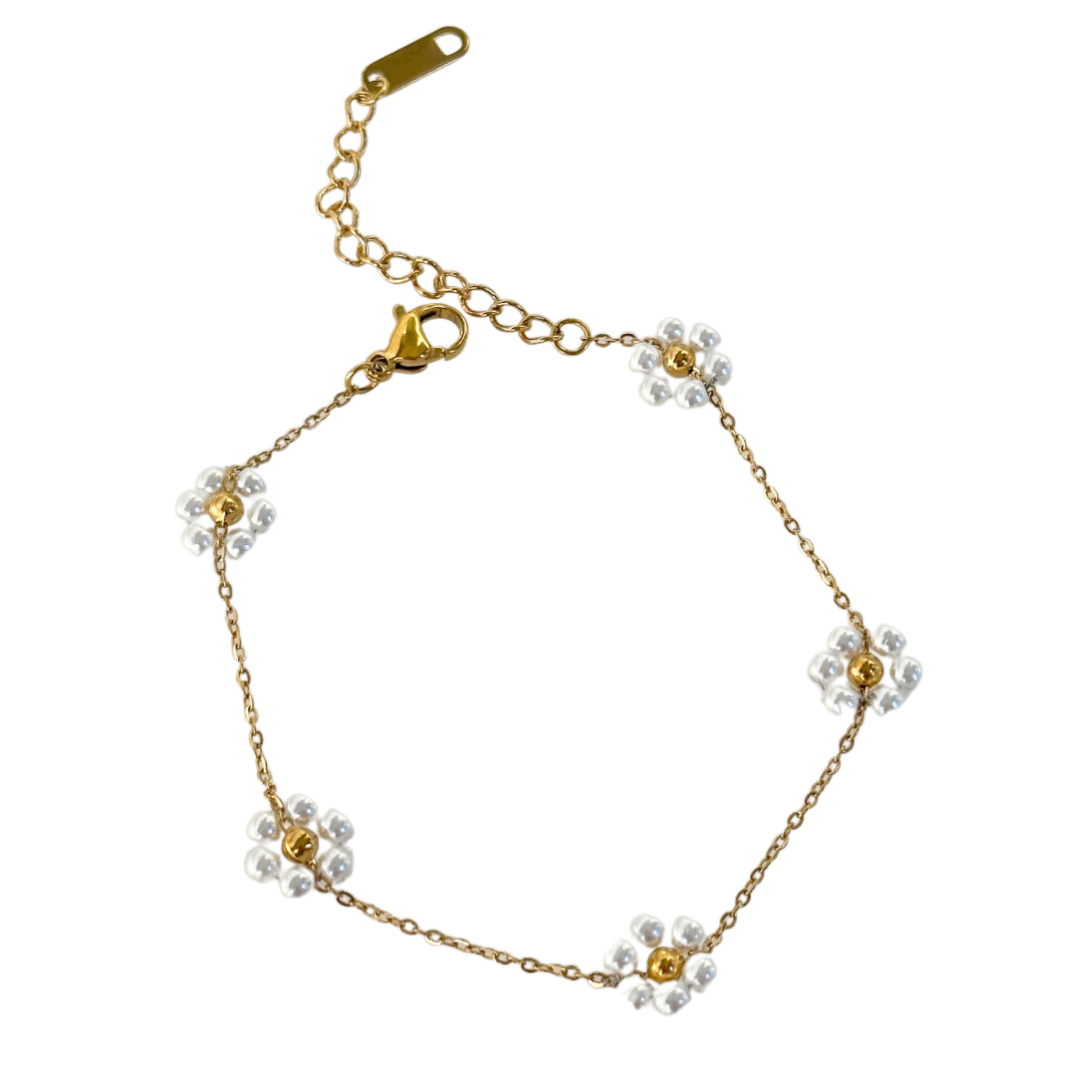 White daisy bracelet