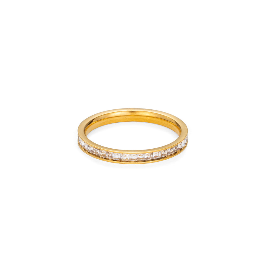 Diana Ring in gold on white