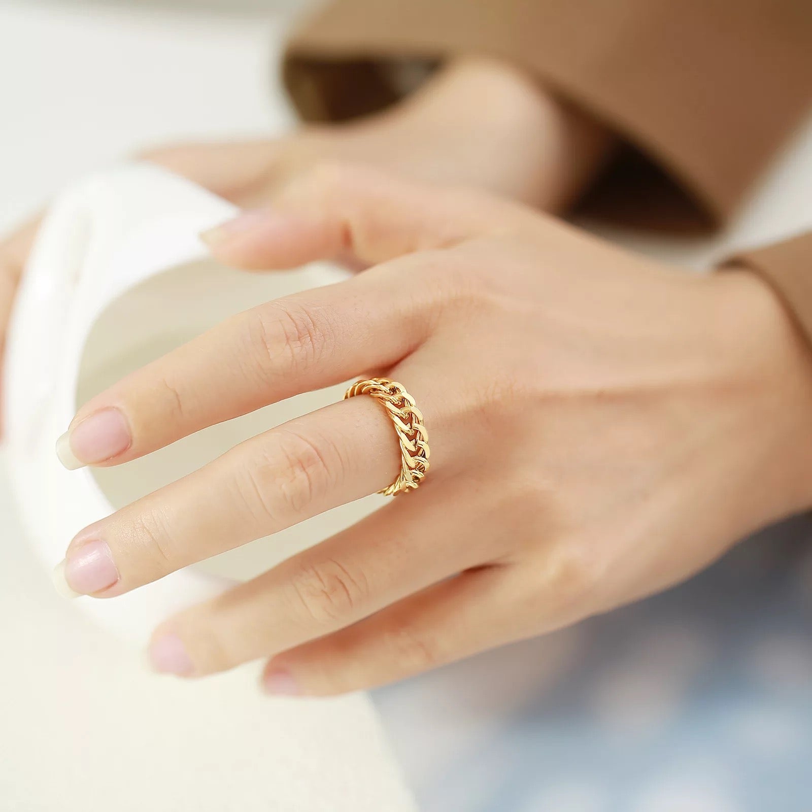 Cuban ring