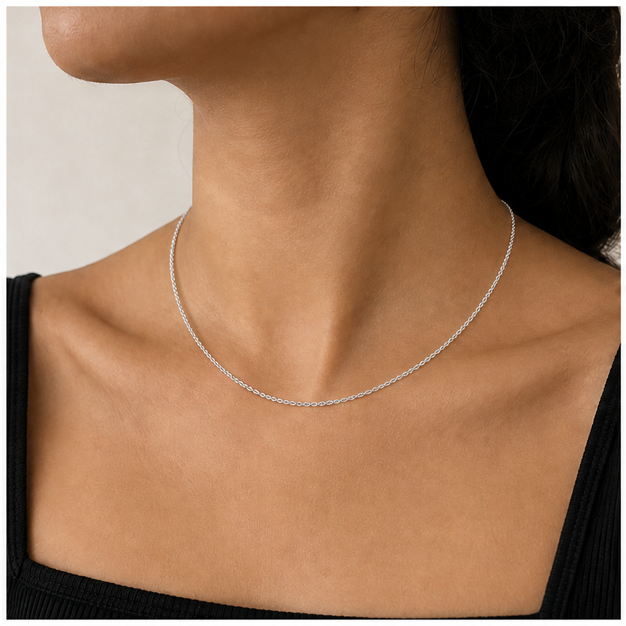 Mini Wave Chain in Silver worn in a close-up model view