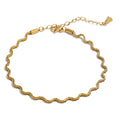 Onda Anklet in gold on white