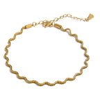 Onda Anklet in gold on white