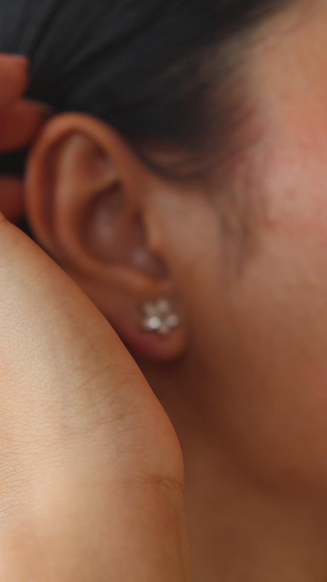 Flora studs