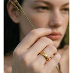 Terra Ring in gold worn