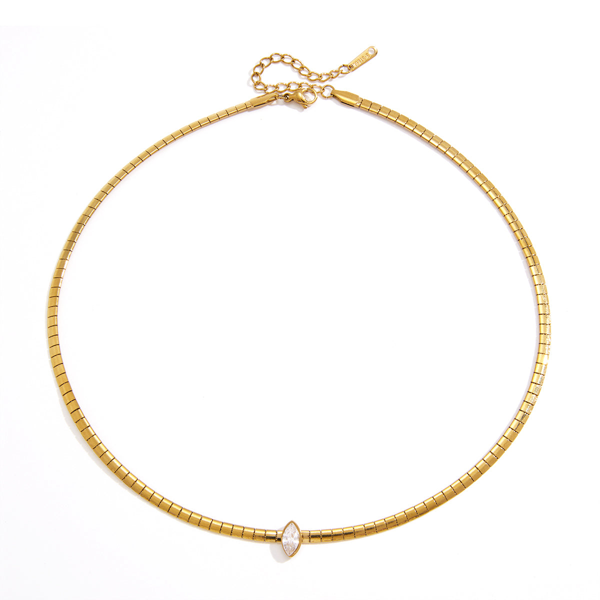 Vesper Chain on white