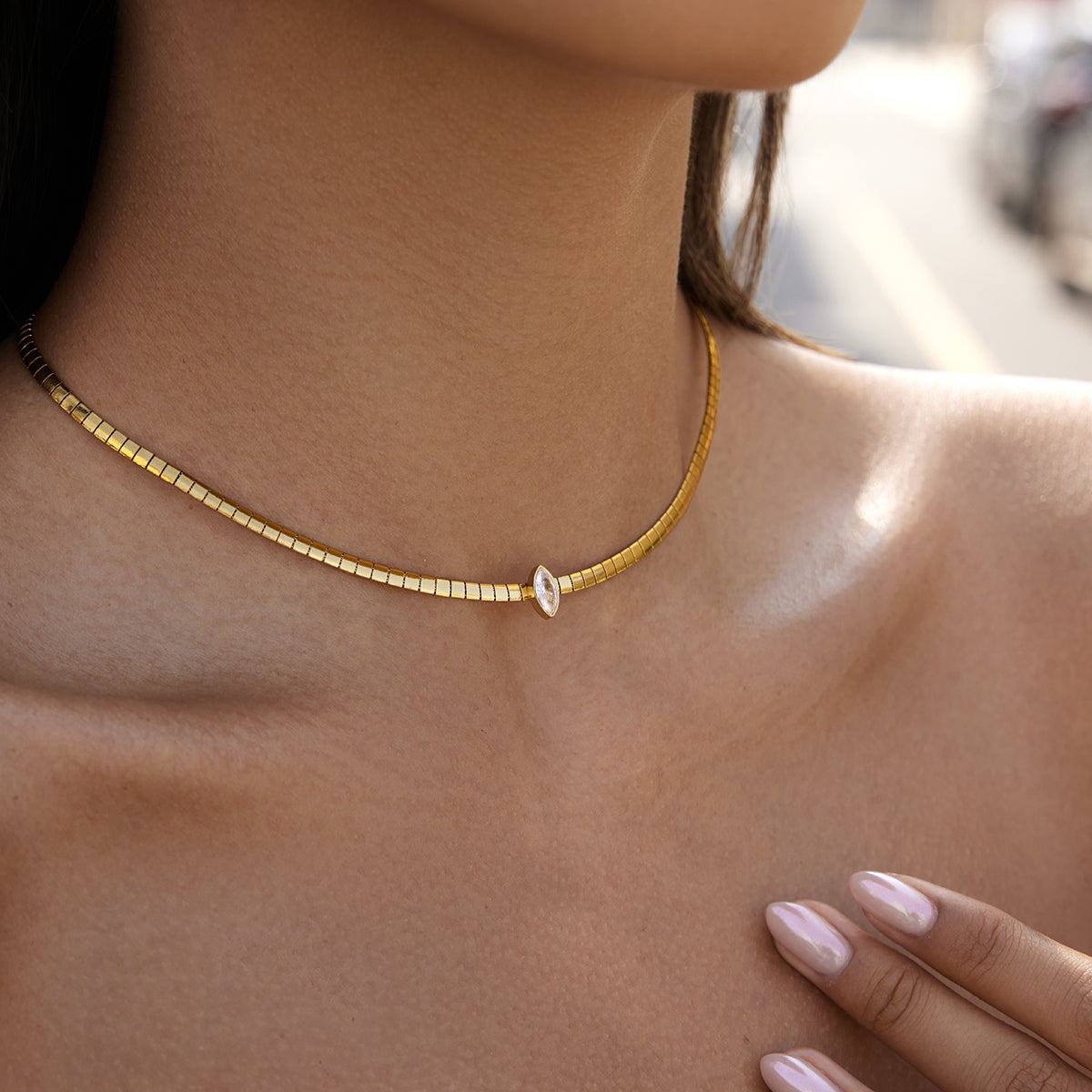 Vesper Chain worn in a wider view