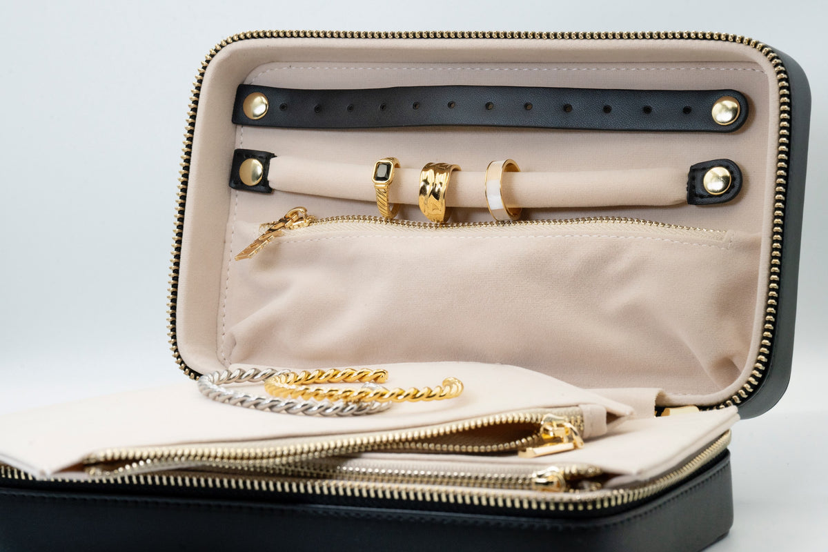 Travel box