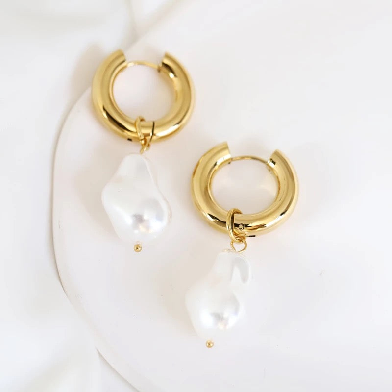 Freshwater pearl hoops