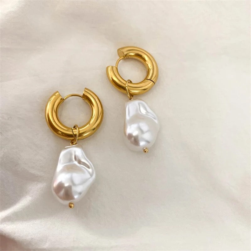 Freshwater pearl hoops